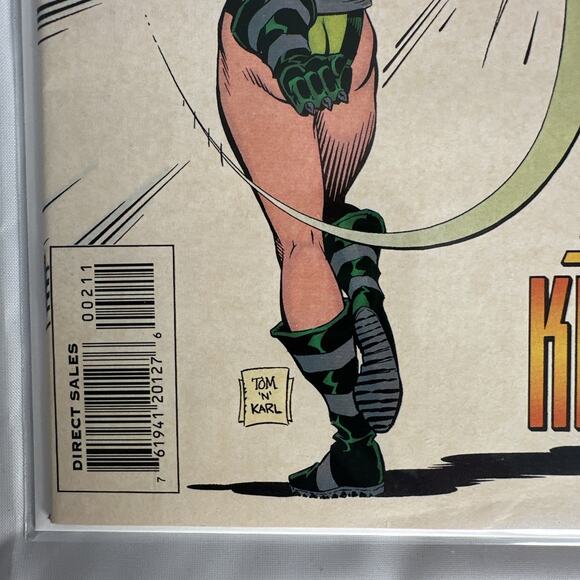 SUPERBOY #2 1994 Mar - DC Comics VF/NM She's A Knockout! - Picture 3 of 8